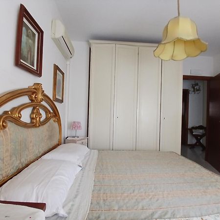 Il Melograno B&B With Private Bathrooms Aulla Exterior photo