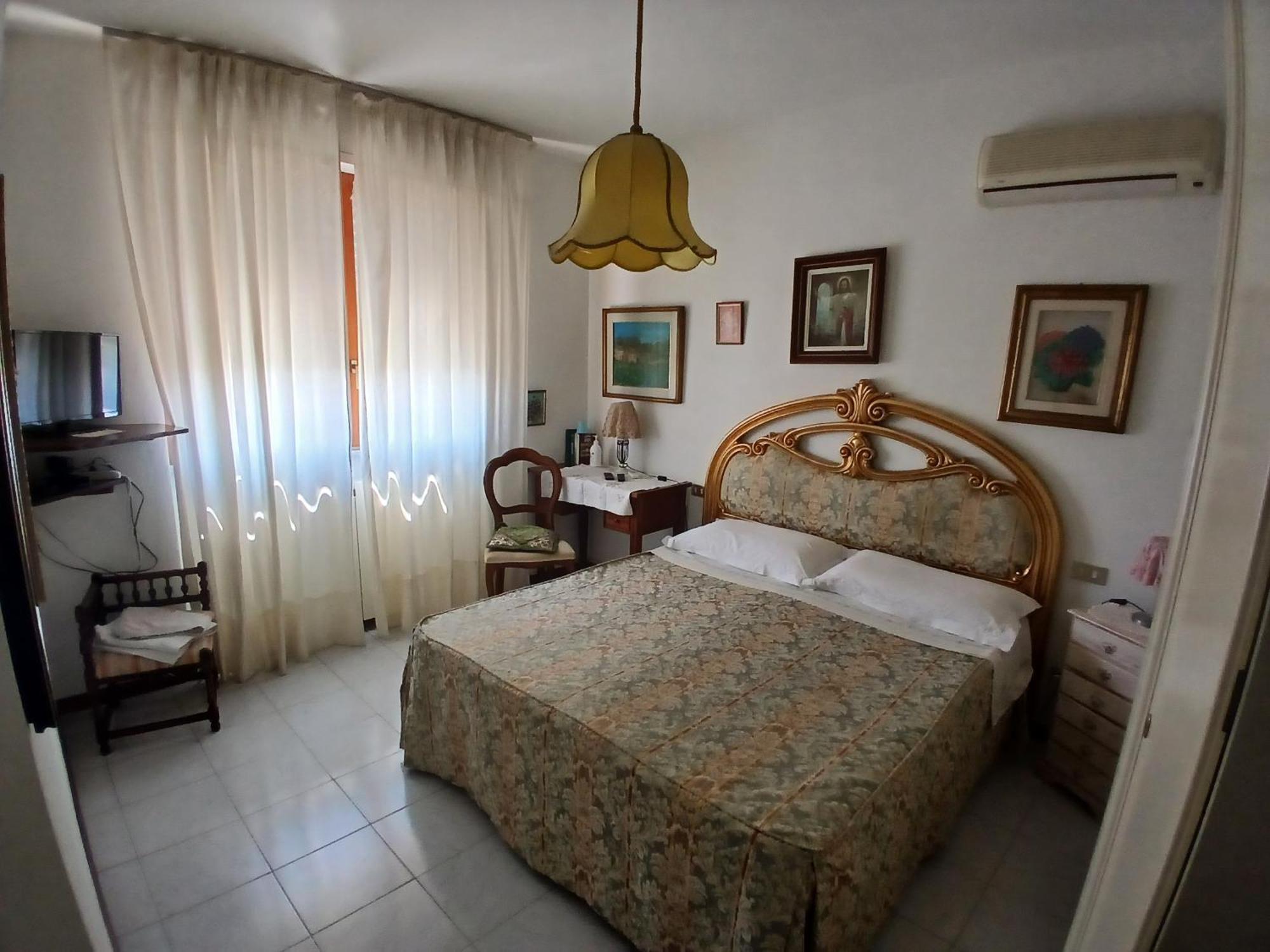 Il Melograno B&B With Private Bathrooms Aulla Exterior photo